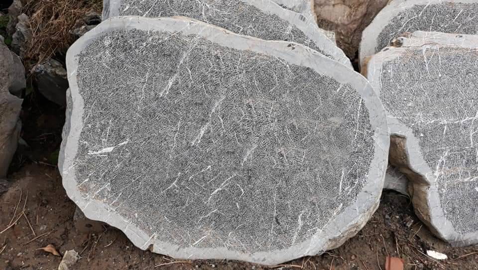 đá lát lối đi sân vườn