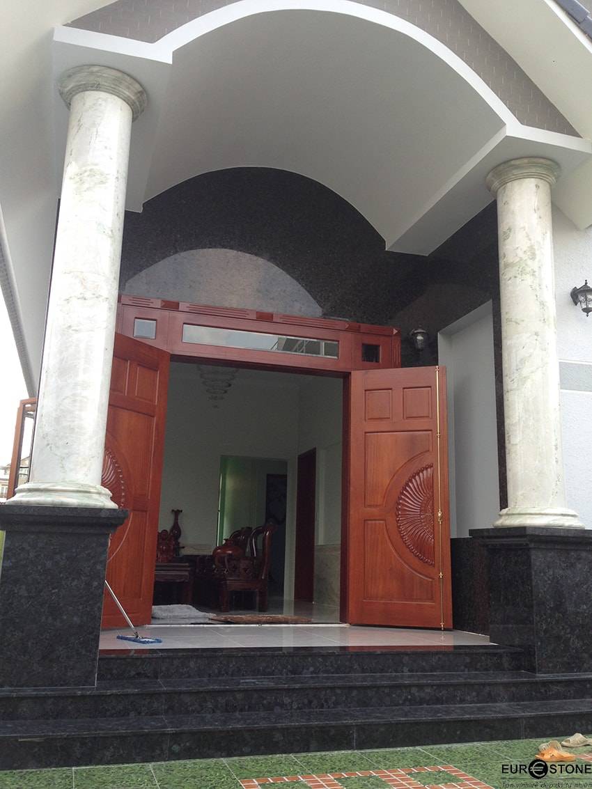 da hoa cuong op mat tien2 min