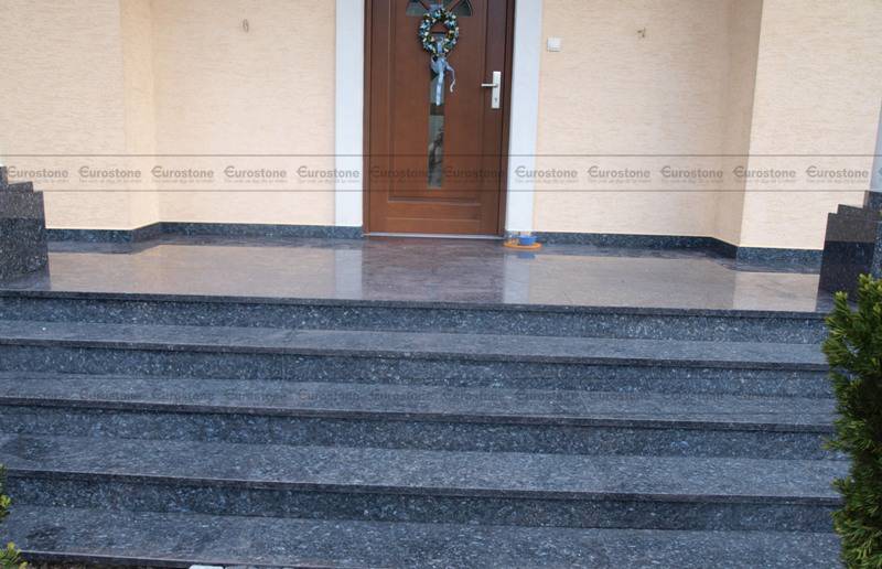 bậc tam cấp hiện đại