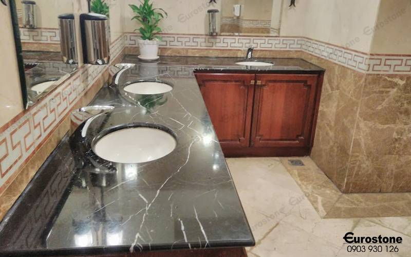 mẫu bàn đá nhà vệ sinh