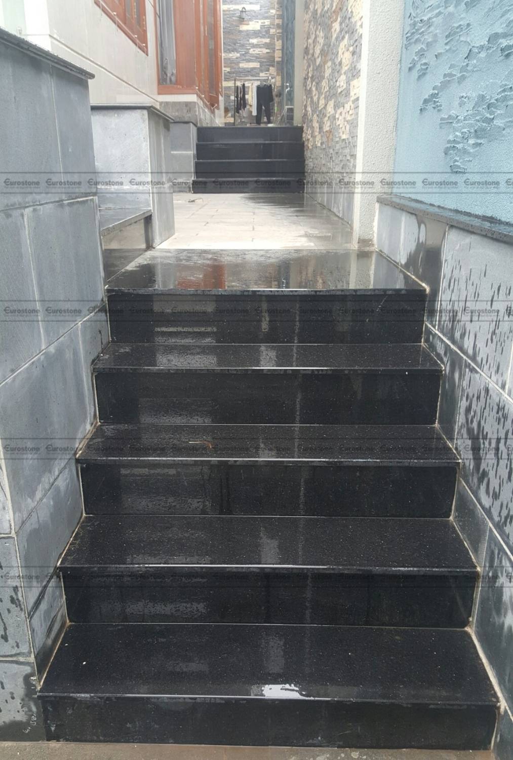 đá ốp bậc thềm nhà