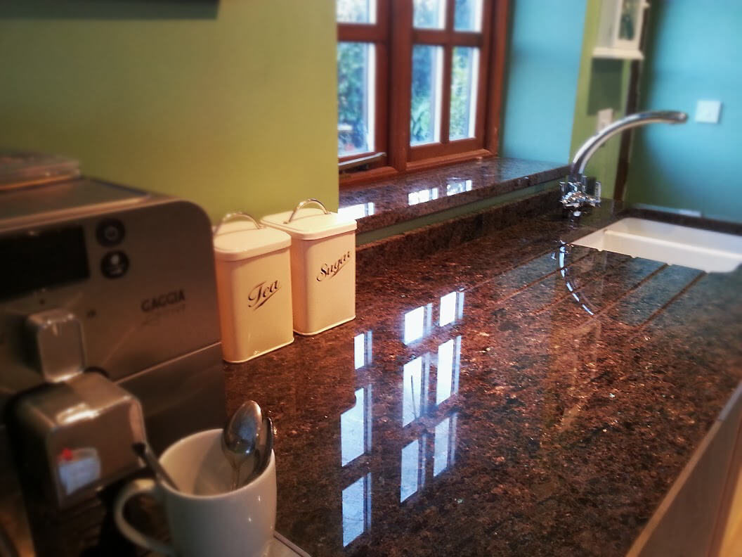 Đá Granite Tự Nhiên Brown Pearl