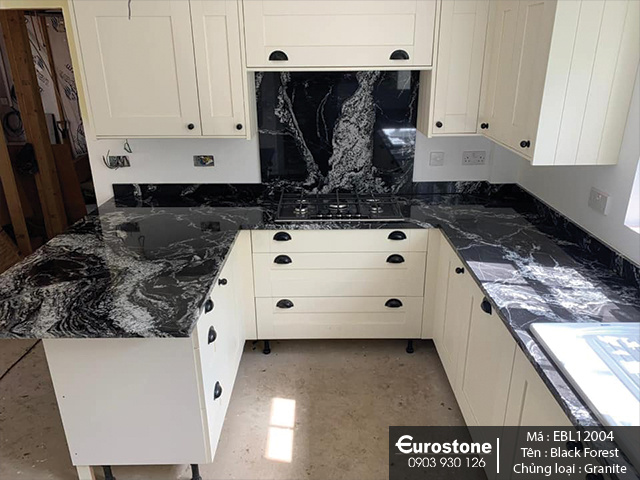 Đá Granite Black Forest