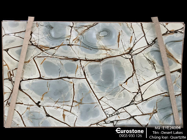 EYE24004 Desert Lakes