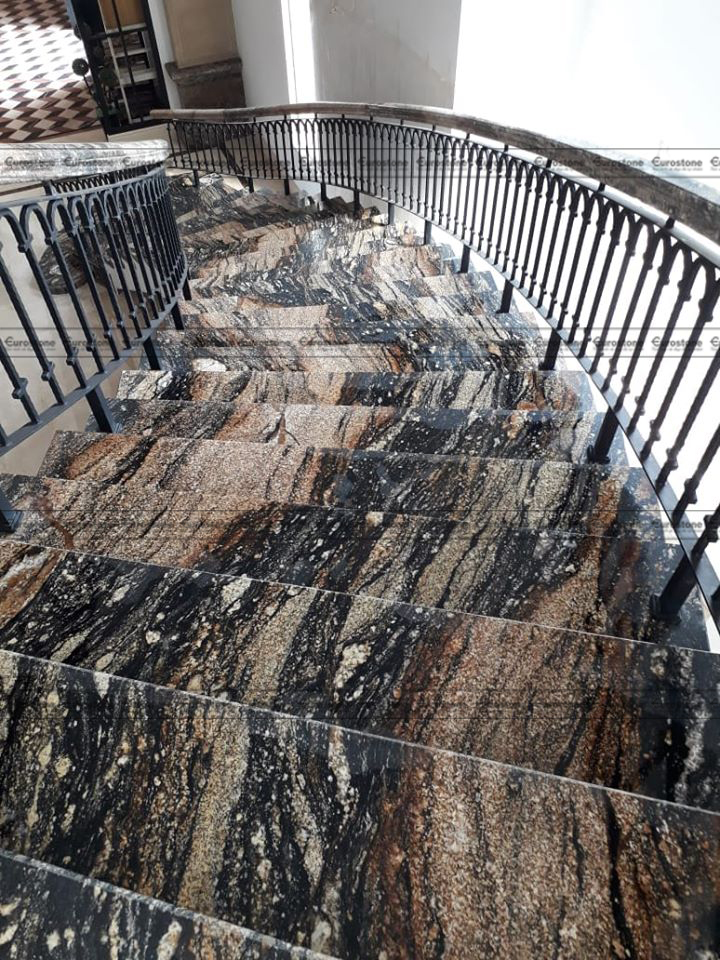 Cầu thang ốp đá Cianitus